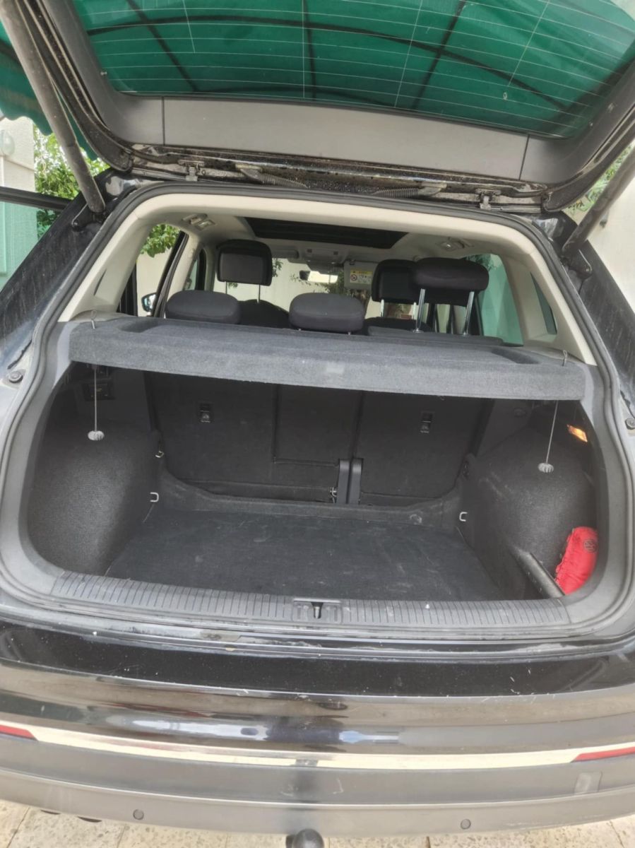 Volkswagen Tiguan Prestige à Ben Arous - Photo 4