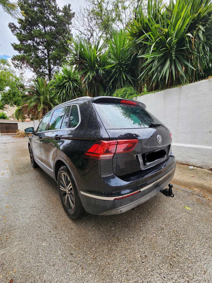 Volkswagen Tiguan Prestige à Ben Arous - Photo 13