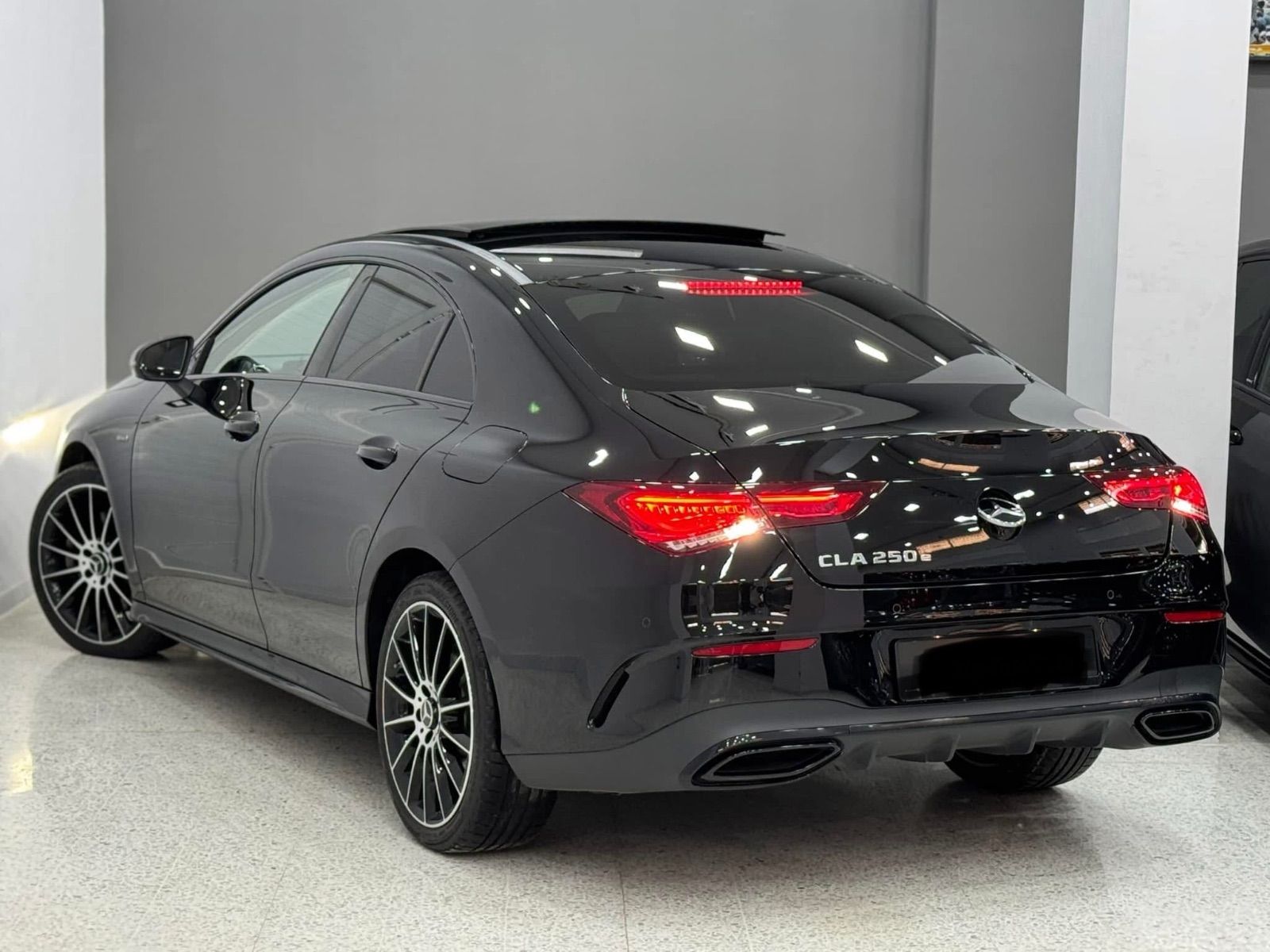 Mercedes-Benz CLA AMG à Ariana - Photo 7