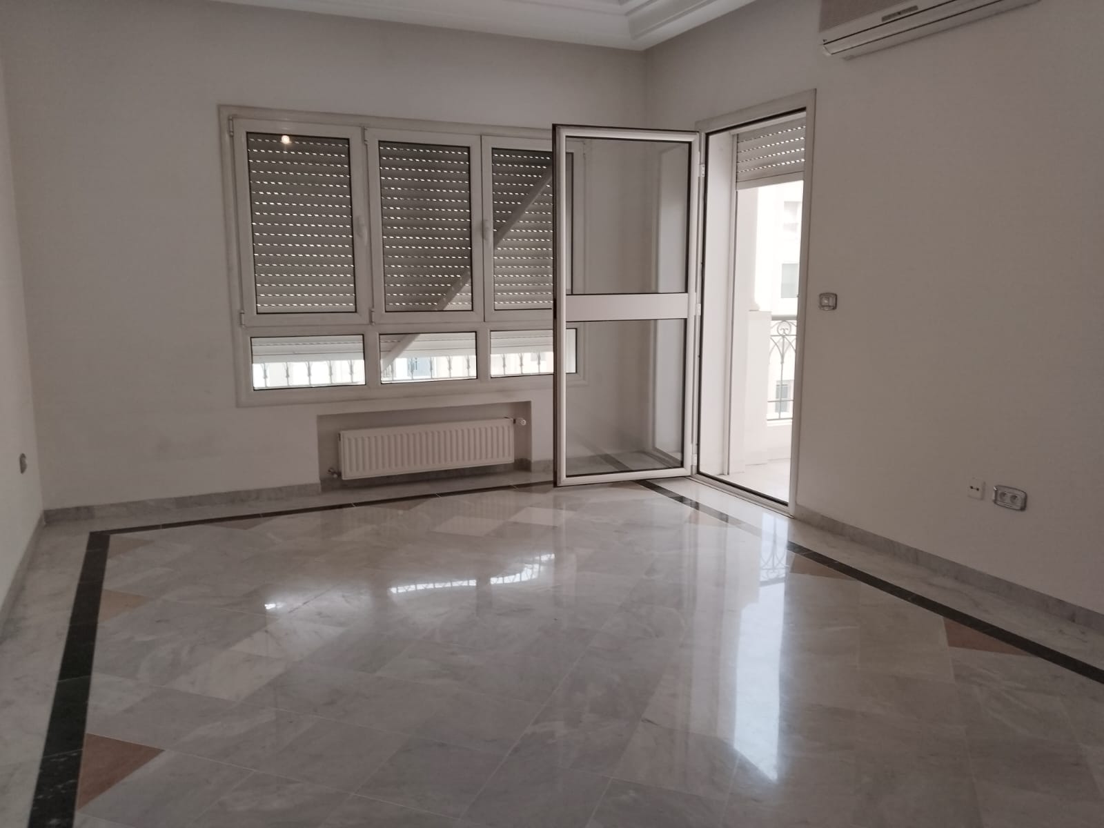    Cun locat d'un s2 à Tunis - Photo 1