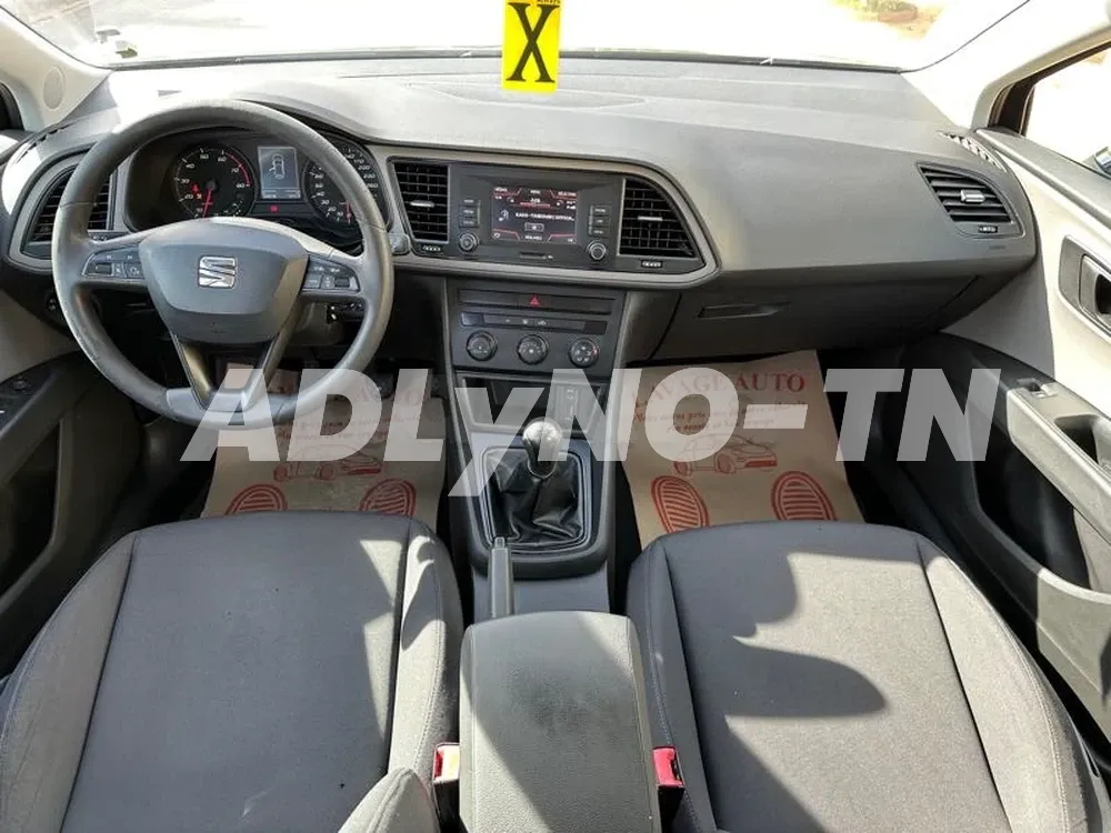SEAT LEON PREMIERE MAIN à Sfax - Photo 6