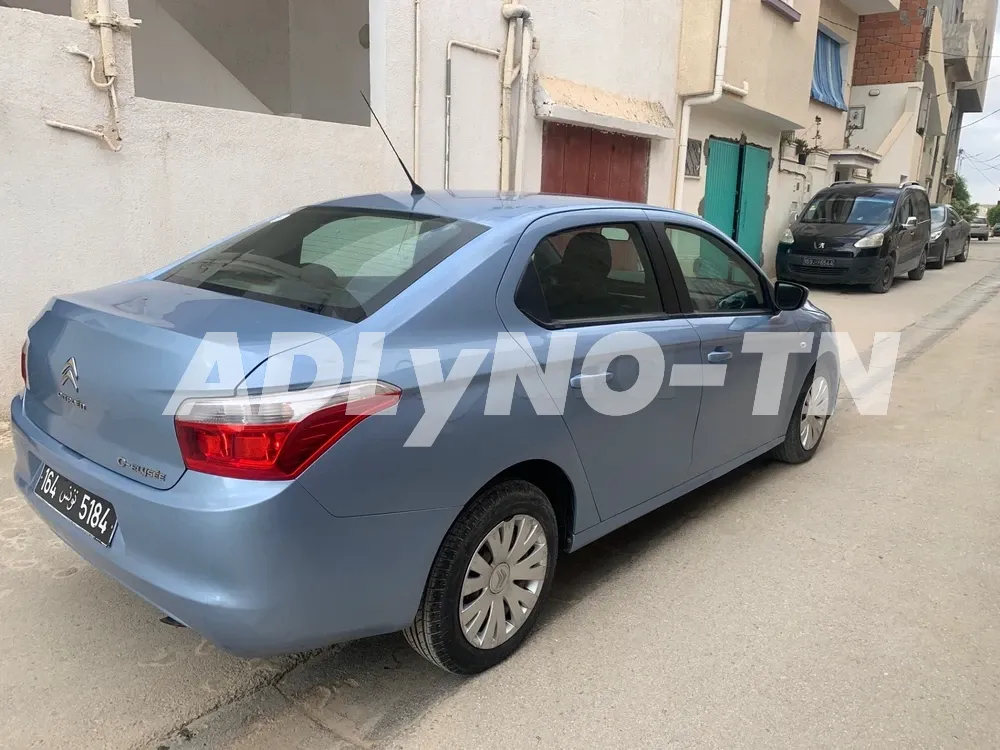 Citroën C-Elysée à Ariana - Photo 3