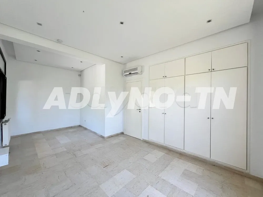 A louer villa de 600 m² à Gammarth à Tunis - Photo 2