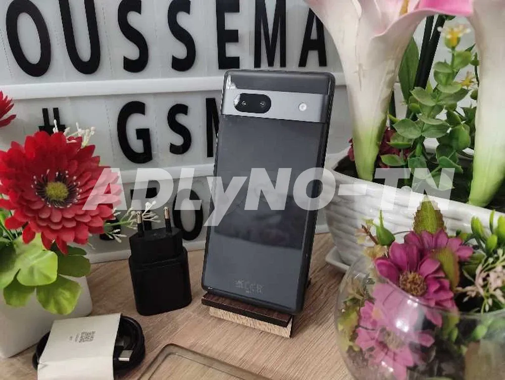  Vendre Oppo reno 12f très neuf sans touche à l' écran 
