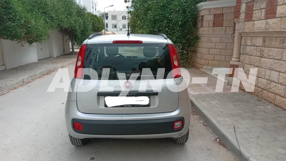 FIAT Panda année 2016 à Tunis - Photo 2