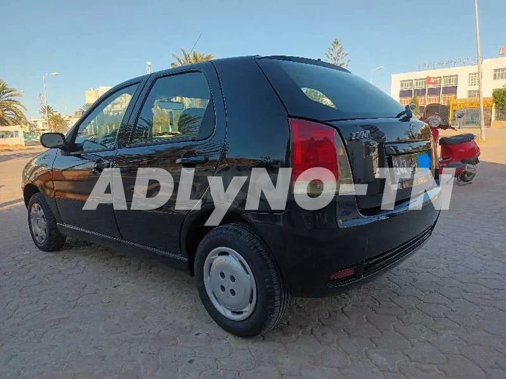 Renault Clio 3 GAMME EDITION série 155تسجيل أول 