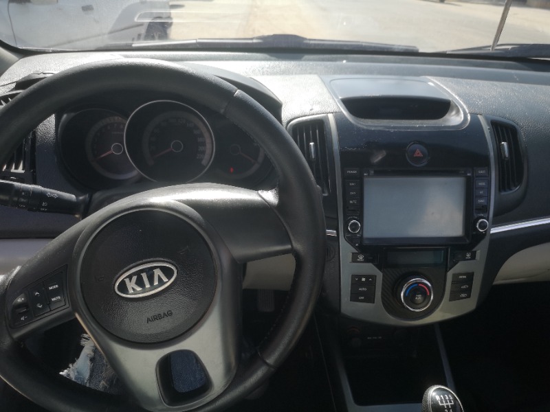 Kia CERATO Essence 2010 à Sfax - Photo 4