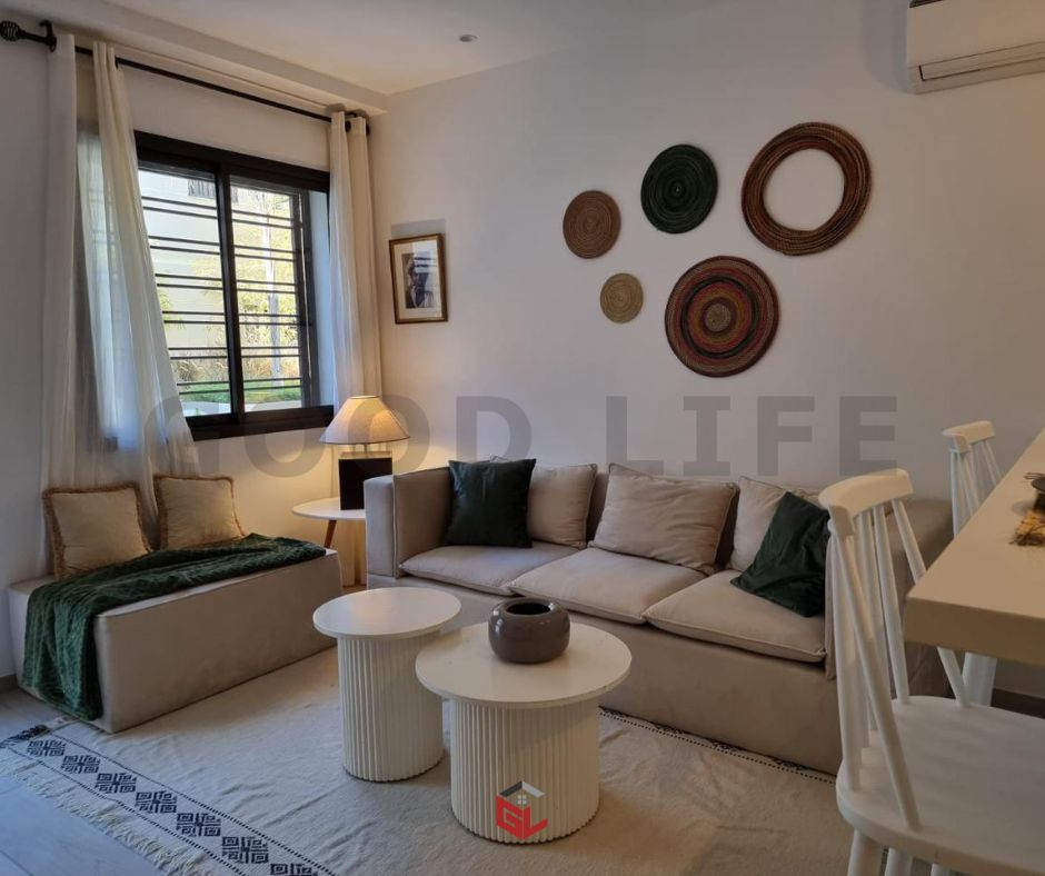  un spacieux appartement s+4 au 1er étage a louer situé a Manzah 8 