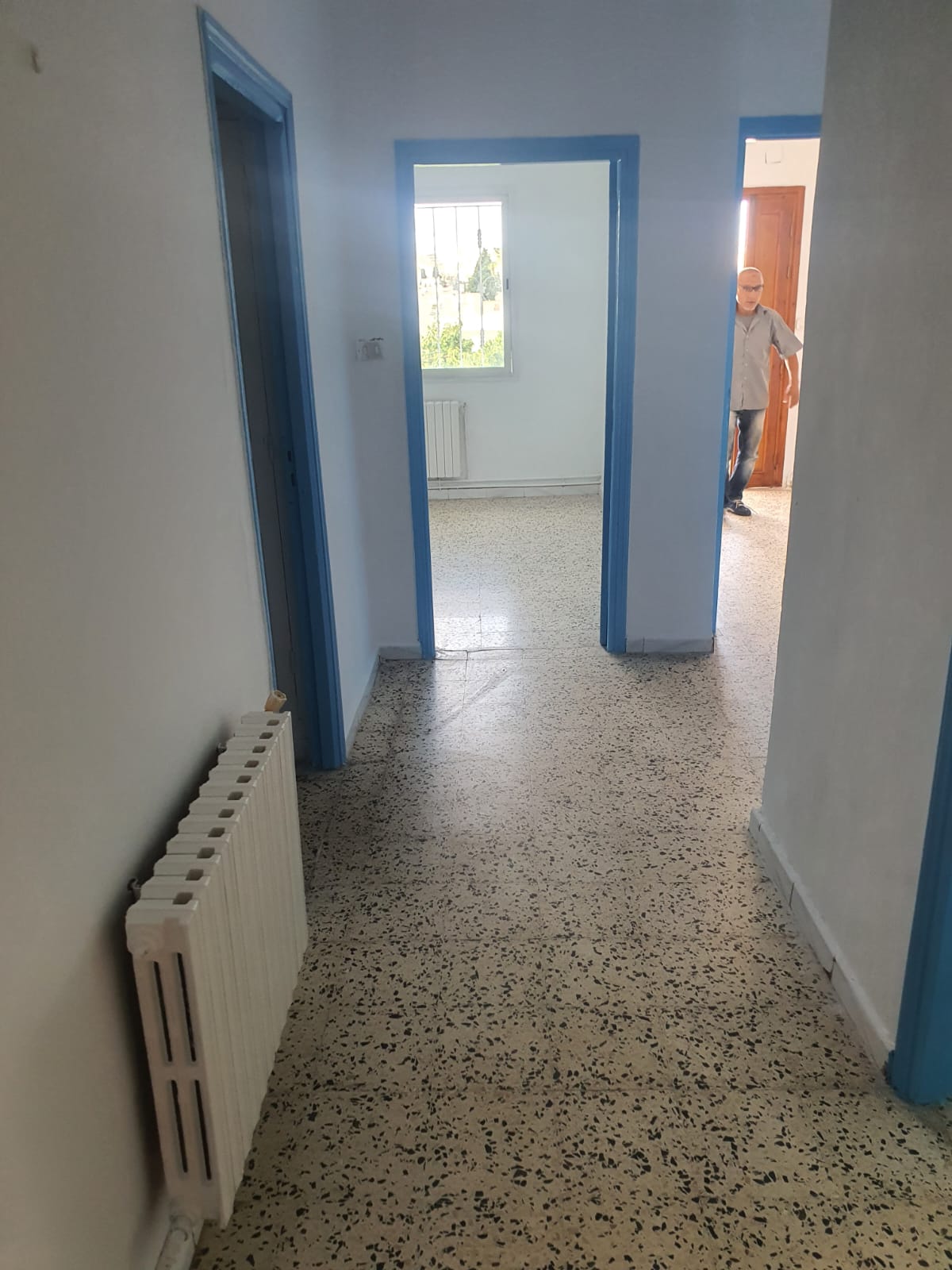    Villa de 2 viveaux à el à Tunis - Photo 3