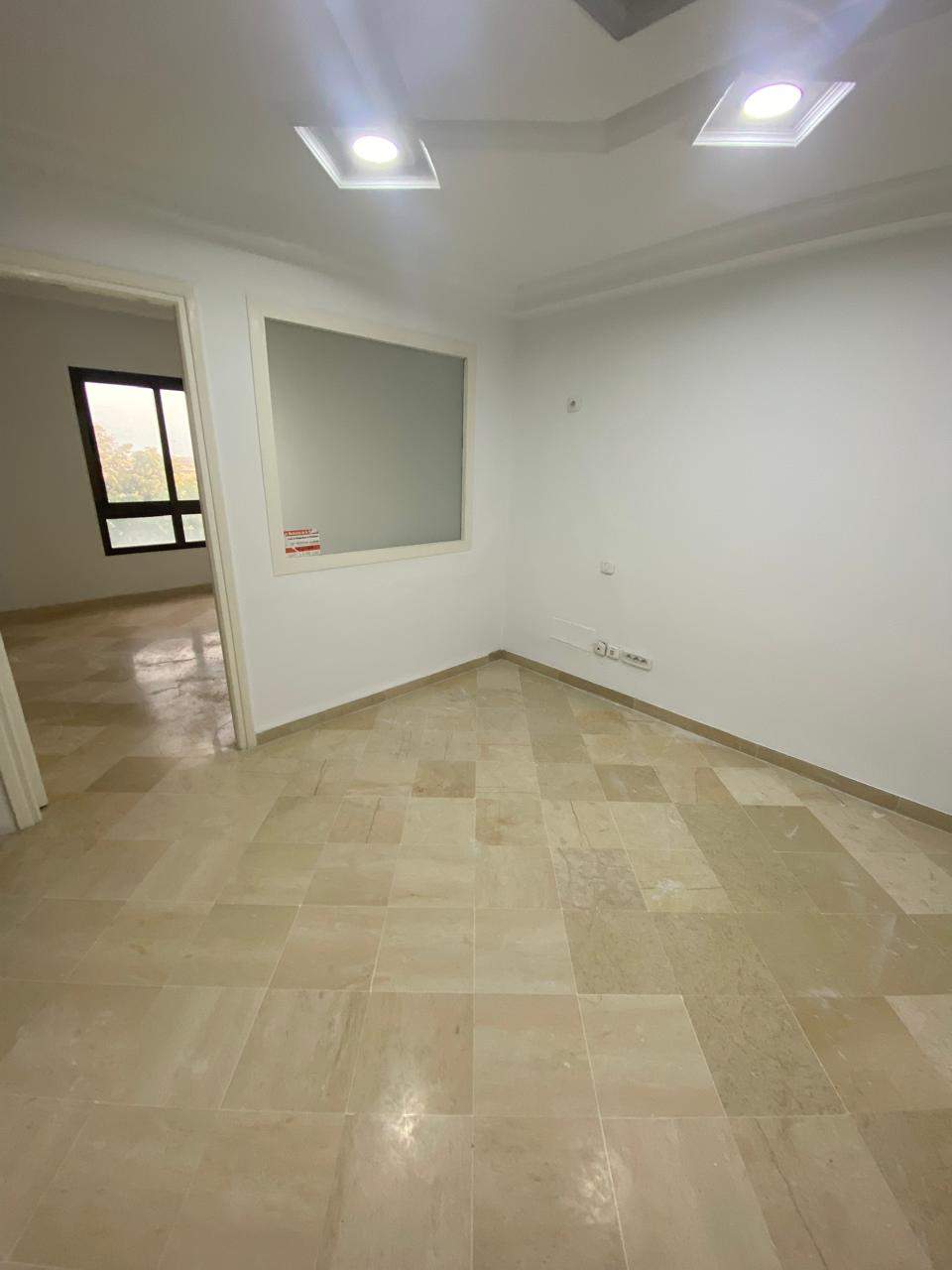    Bureau haut standing à m à Tunis - Photo 1