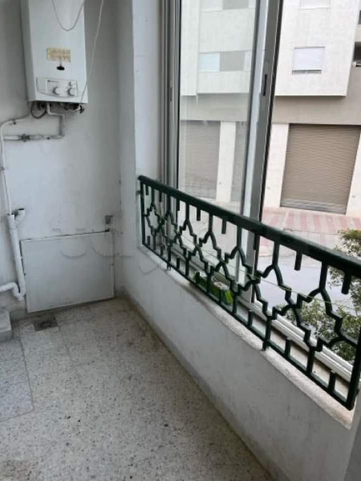    Appartement s 1 à cité n à Ariana - Photo 4