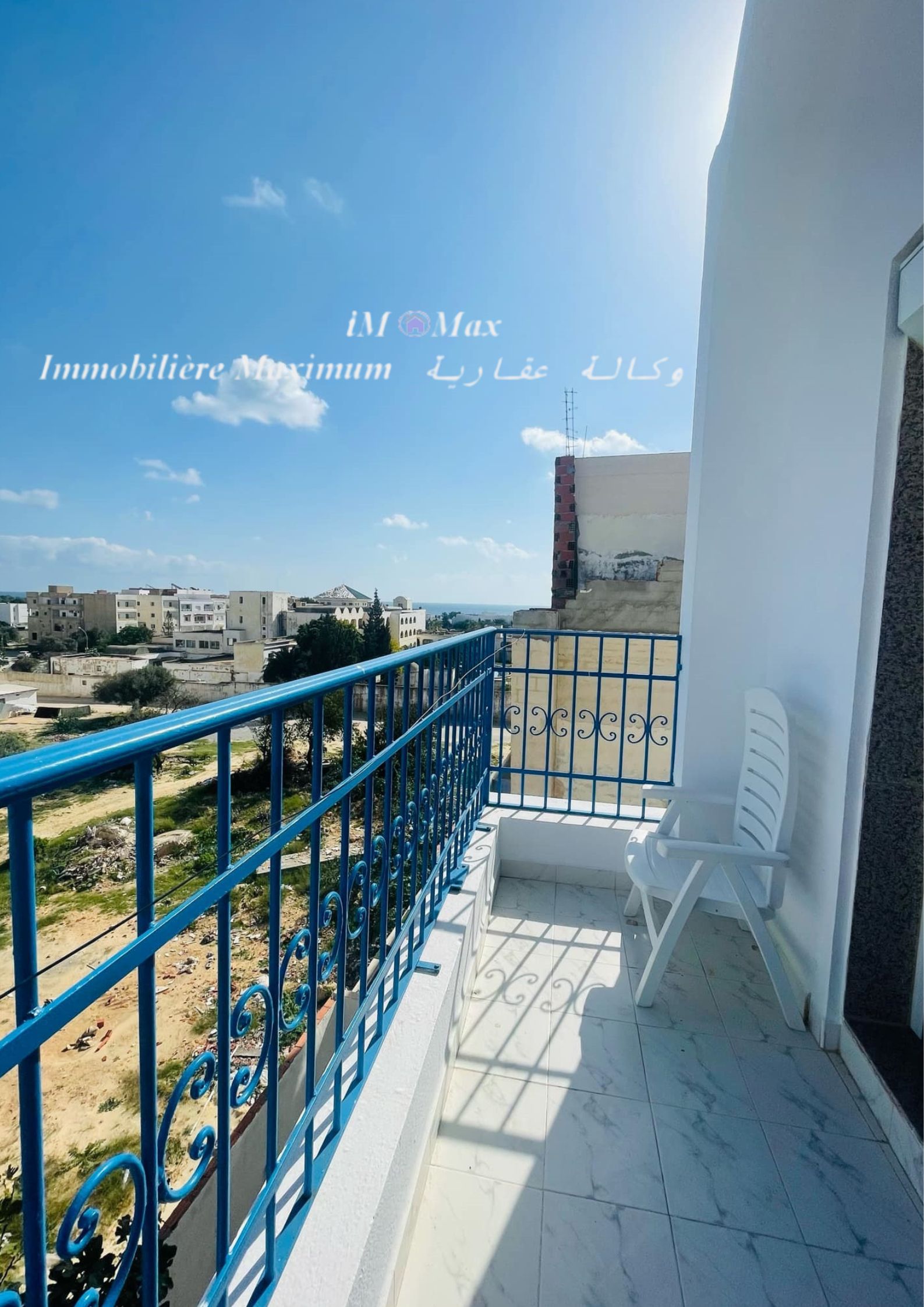  A Louer ( Par Jour ) Des appartements S+2 meublé situé à Cornich -Sousse 