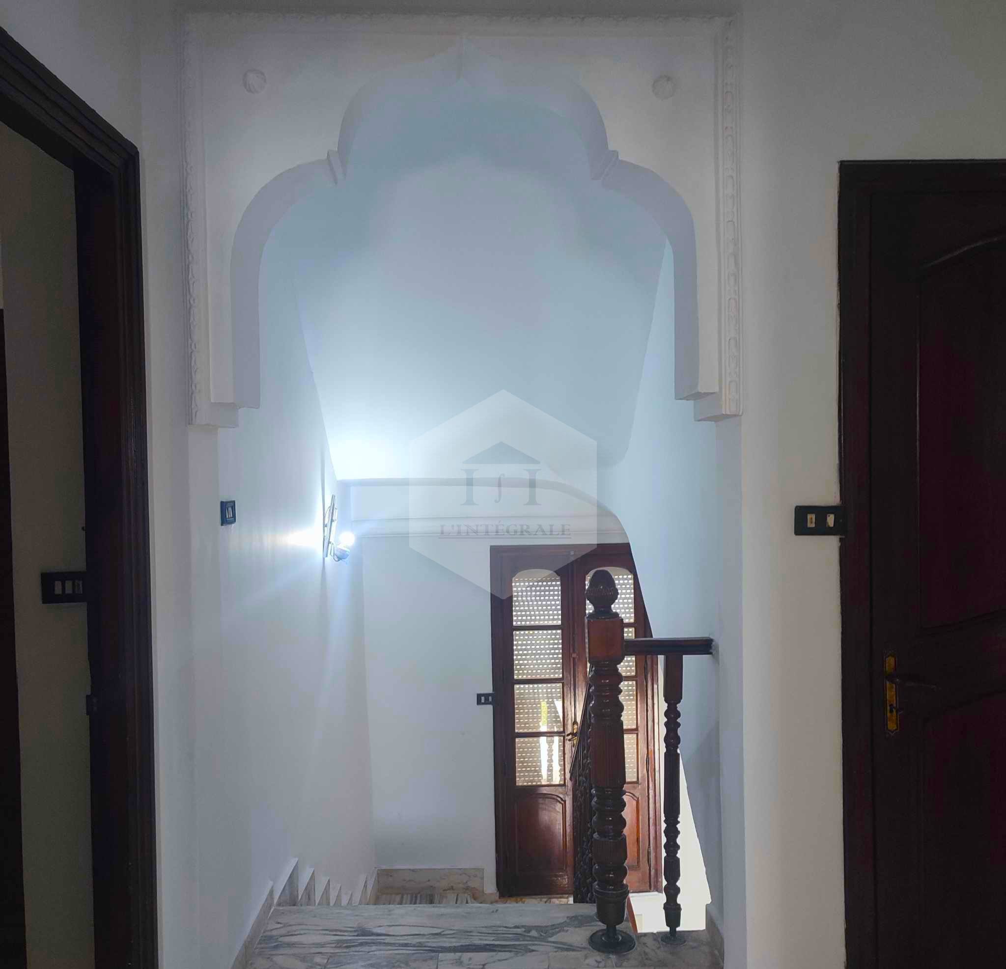    Grande villa habitation à Ariana - Photo 2