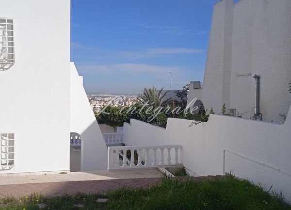  Fonds de Commerce Pizzeria à Vendre - Bardo, Tunis 