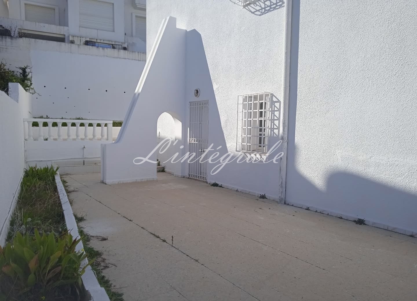    Villa 2 niveaux pour hab à Tunis - Photo 3