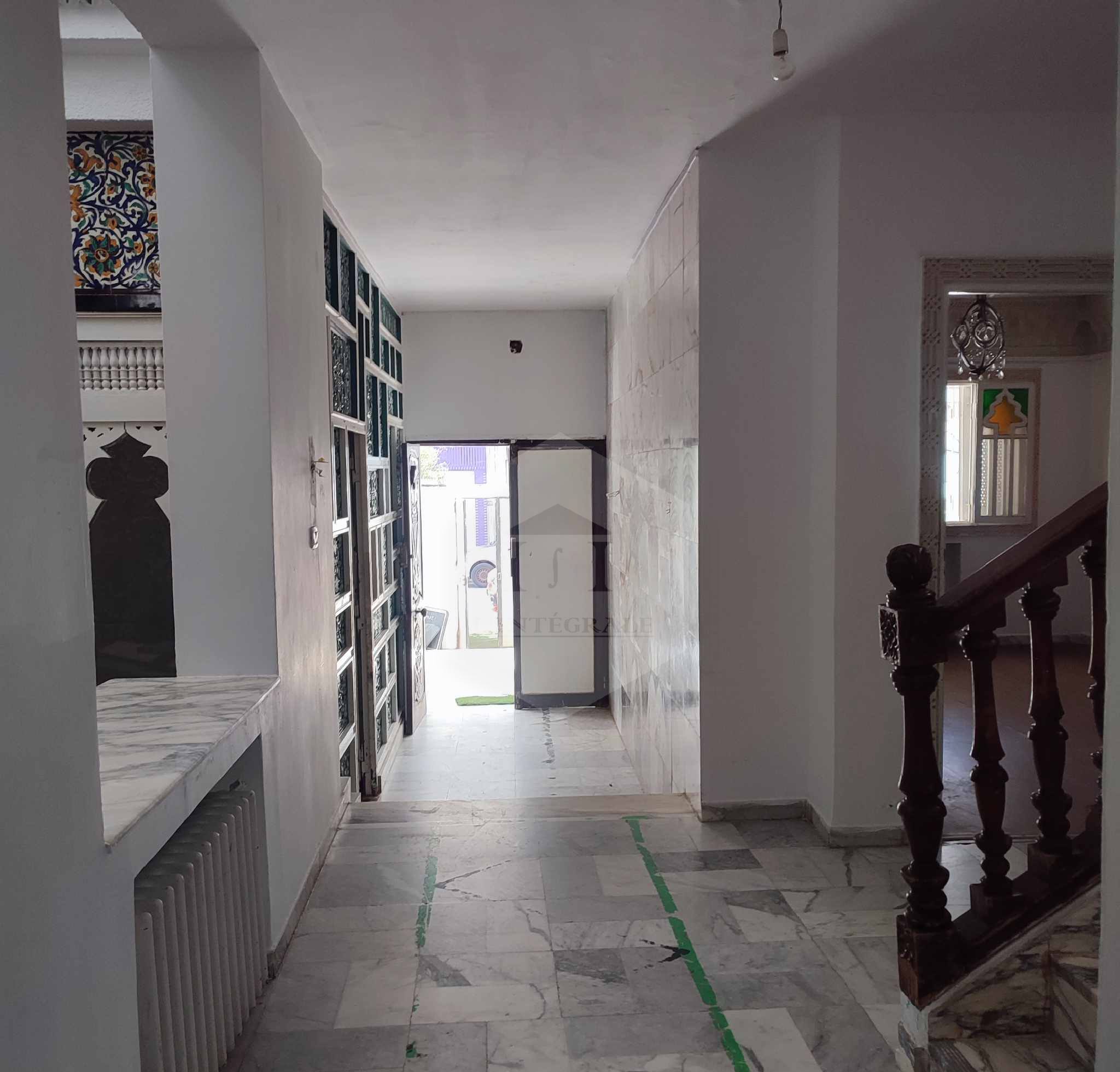    Immense villa à usage co à Ariana - Photo 4
