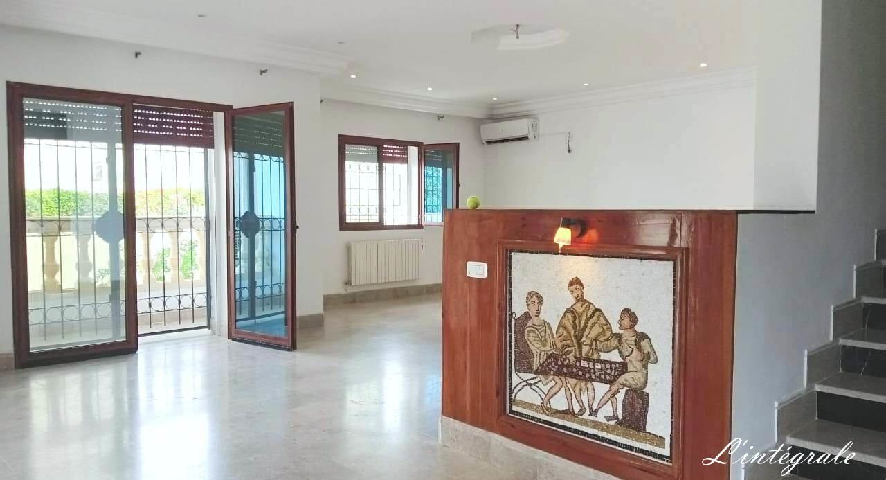    Belle villa de 4 niveaux à Tunis - Photo 3