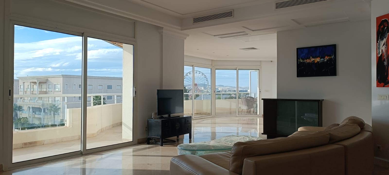    Bel appartement s3 front à Tunis - Photo 1