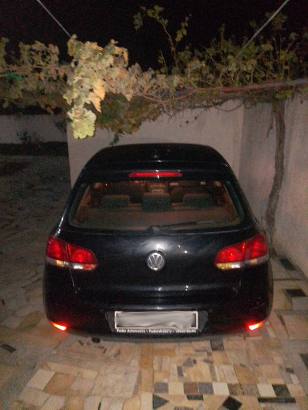 Volkswagen Golf 6 Essence 2012 à Bizerte - Photo 4
