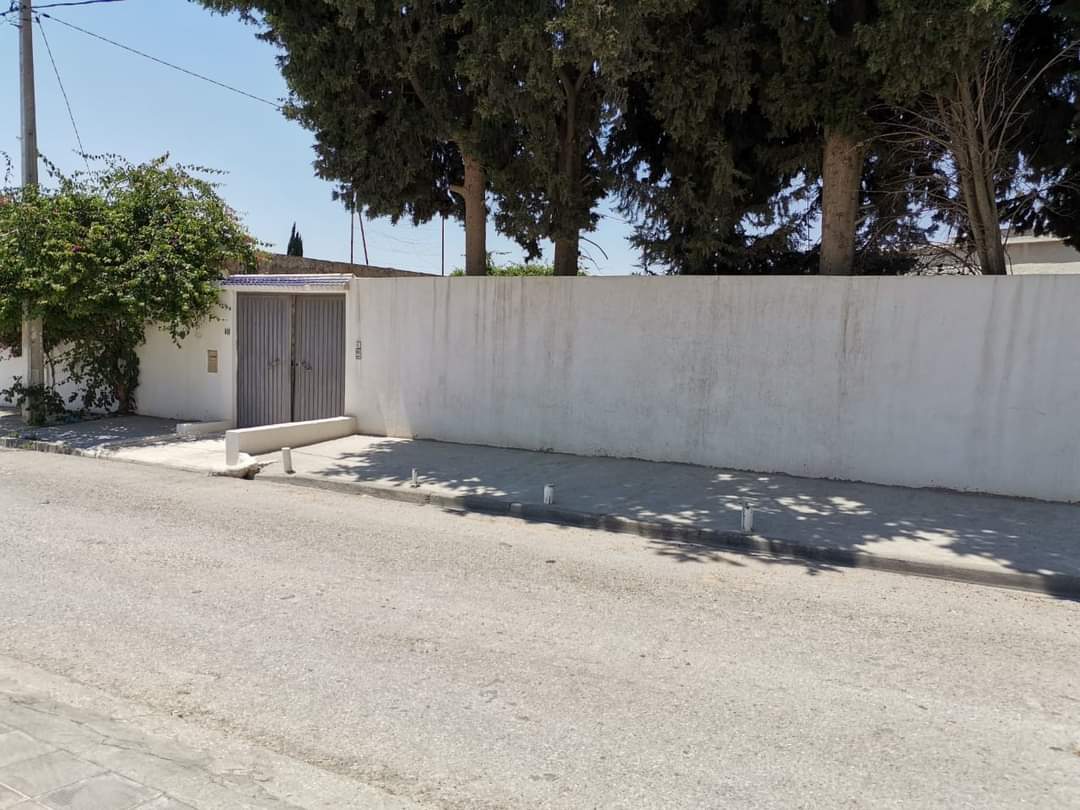  إعلان طلــب عروض عدد 02/2025 /بـيع عقــــــــار اللطيف 