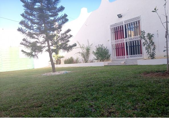 A vendre RDC Duplex S+3 et appartement S+2 au 2ème étage à ENFIDHA