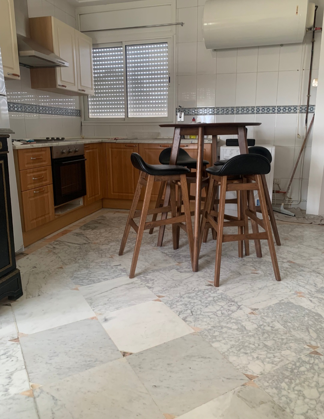    S1 meuble a ennasr 2 130 à Ariana - Photo 1