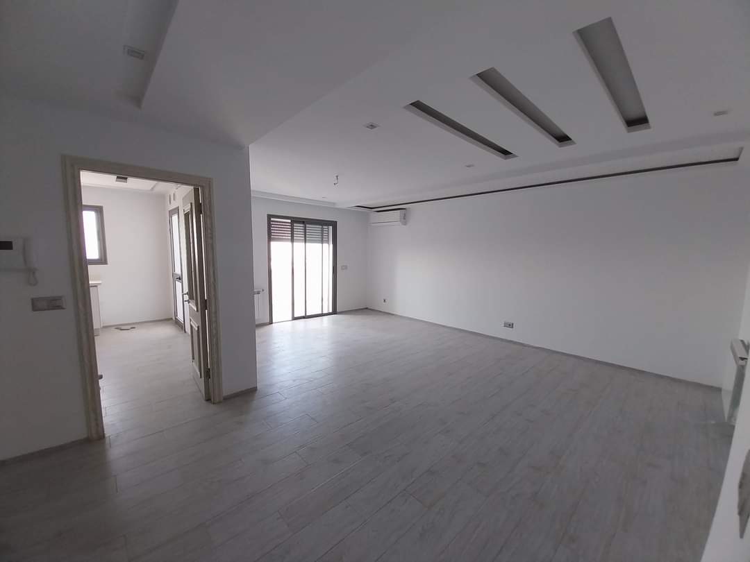 Étage de Villa S+3 Moderne à Ain Zaghouan