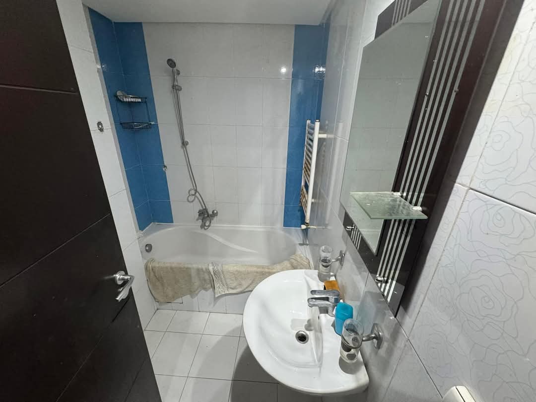    S1 meuble 900 d menzah 9 à Tunis - Photo 4