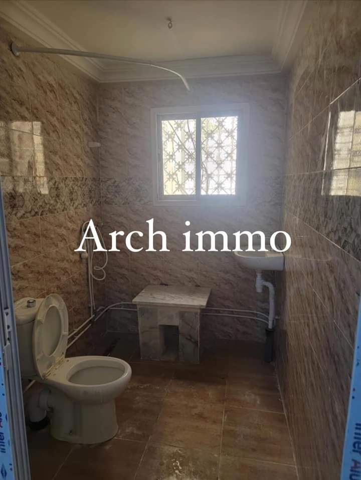  s+2 situé à manar 1 