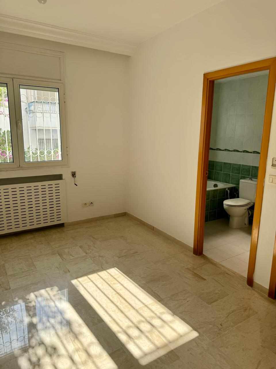  Coquette appartement s1 vide 