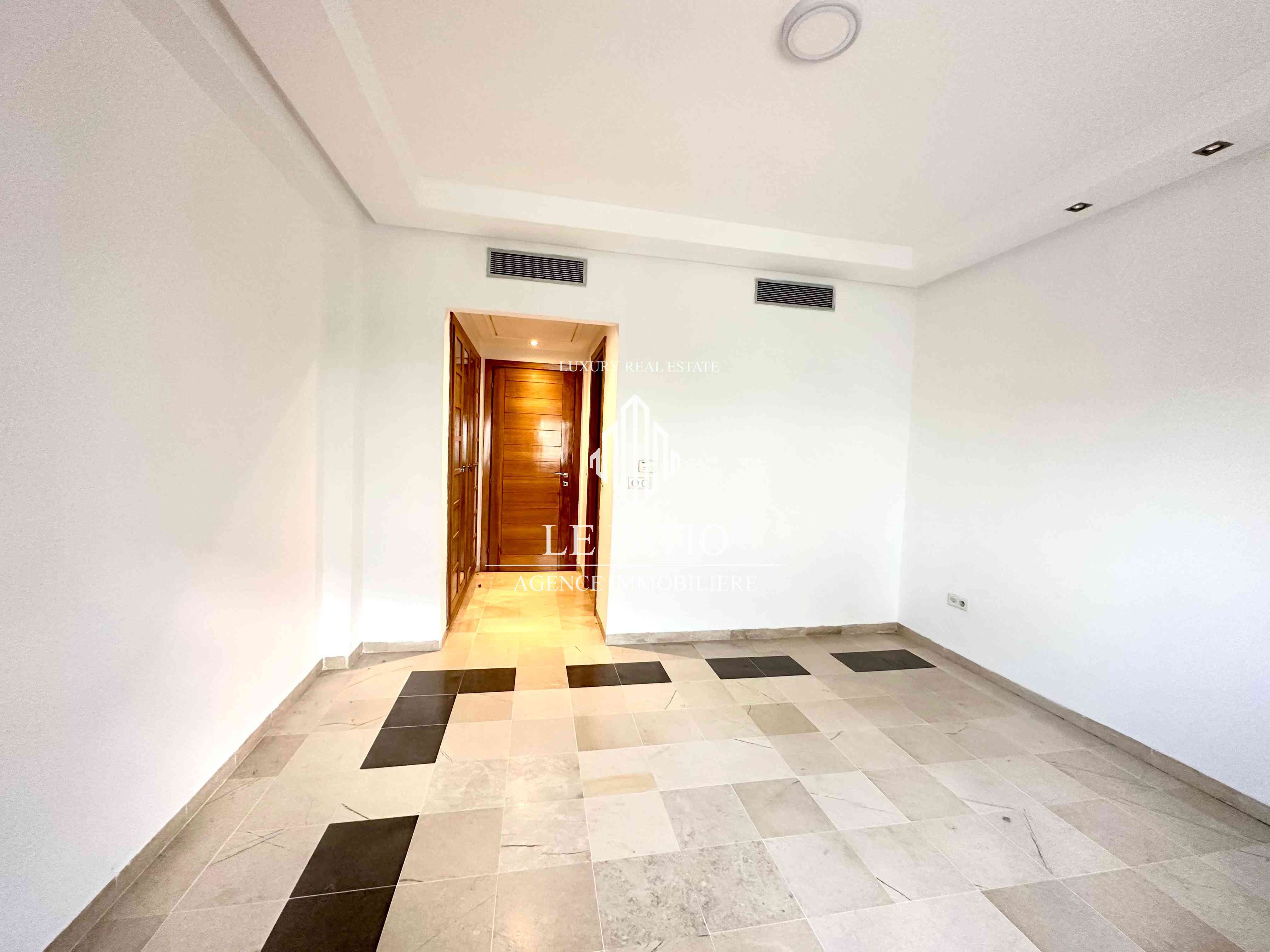    Appartement s3 la marsa à Tunis - Photo 4