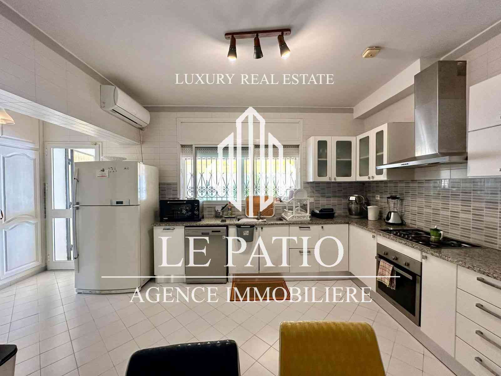    Villa s4 vide à la marsa à Tunis - Photo 2