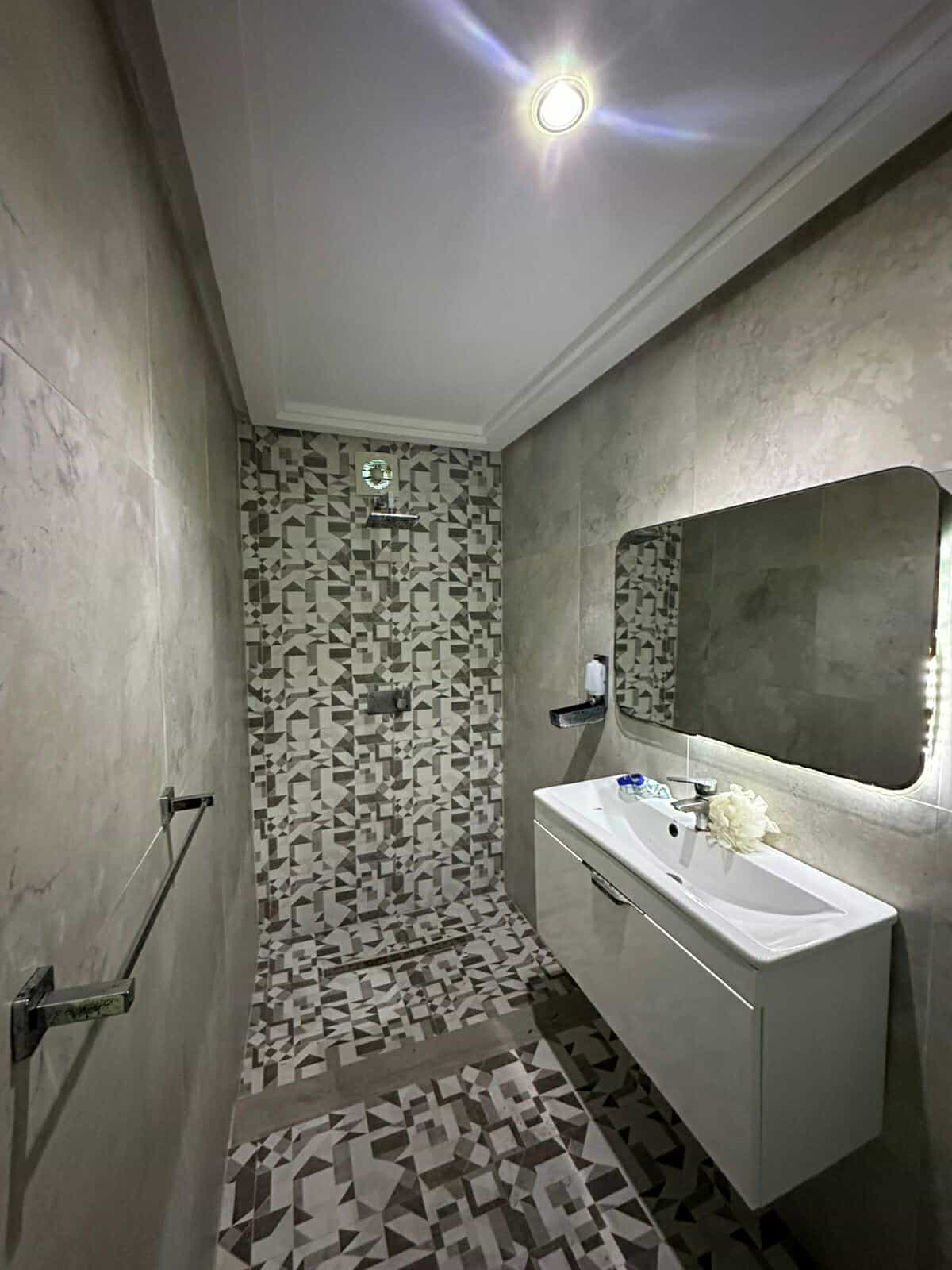    Espace de travail 75 m l à Tunis - Photo 1