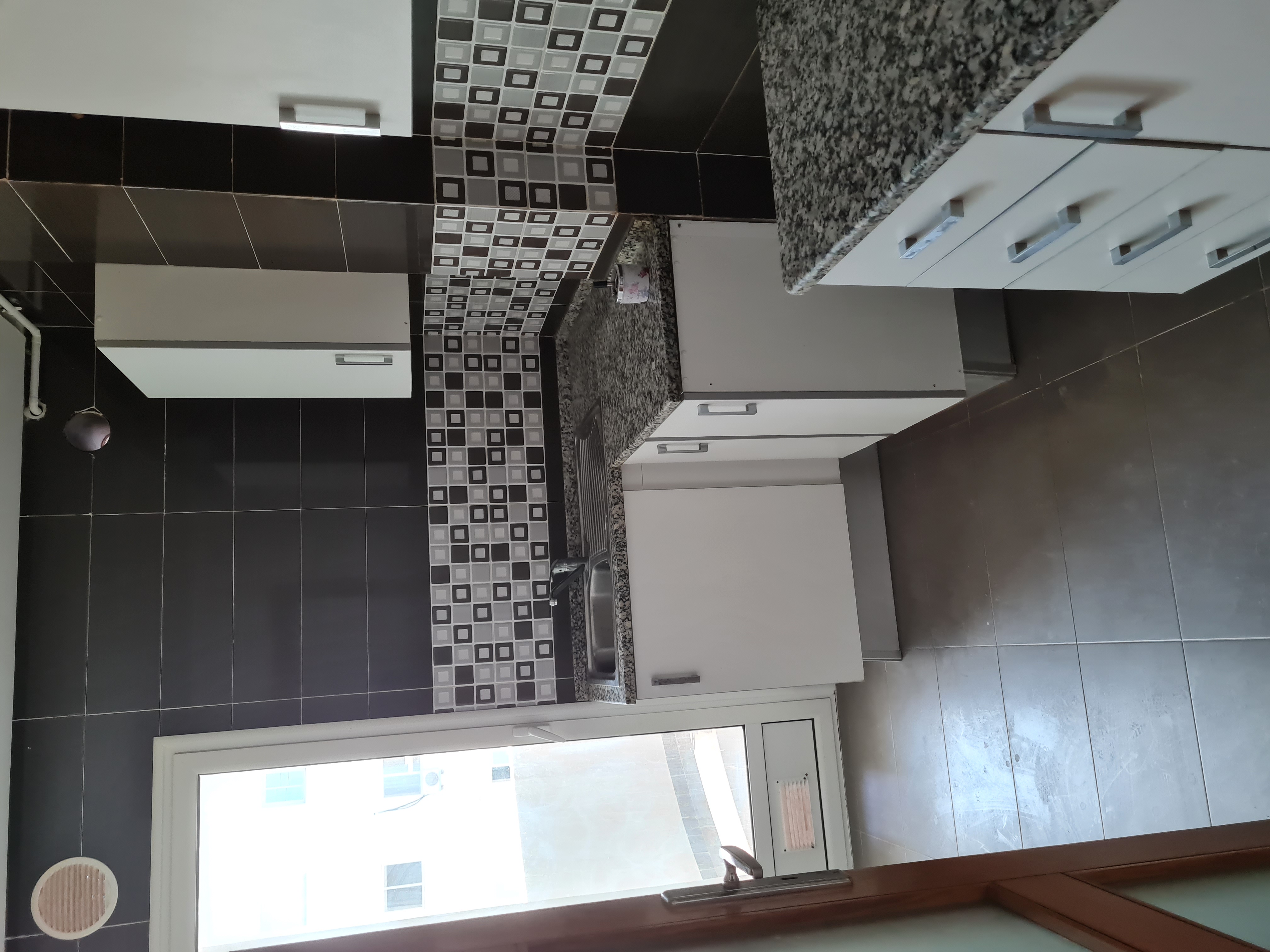    S plus 1 à résidence zay à Tunis - Photo 2