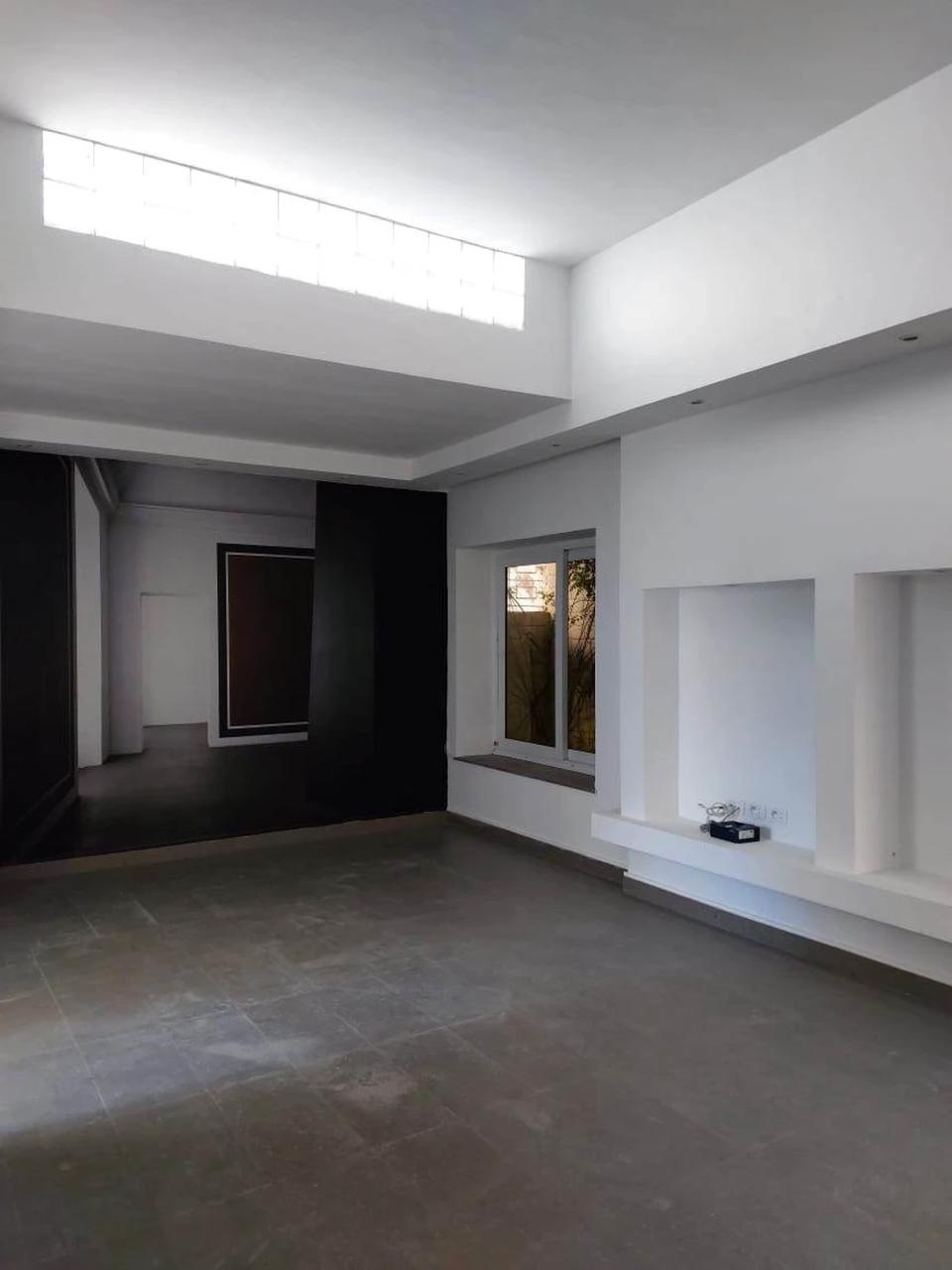    Duplex avec jardin à men à Tunis - Photo 2