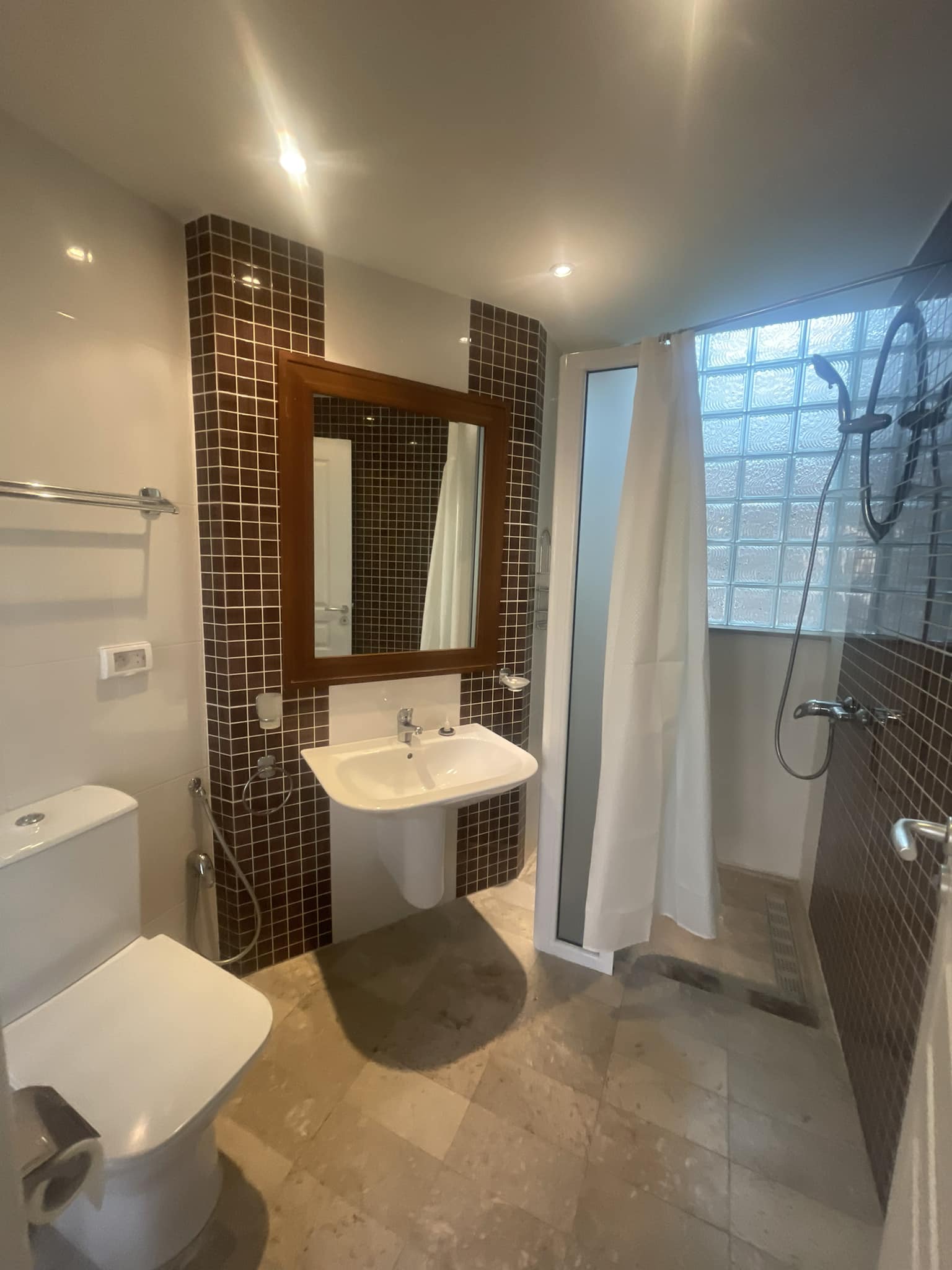    Duplex avec 2 jardin à Tunis - Photo 4