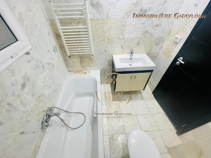    Luxueux penthouse s3 meu à Tunis - Photo 3