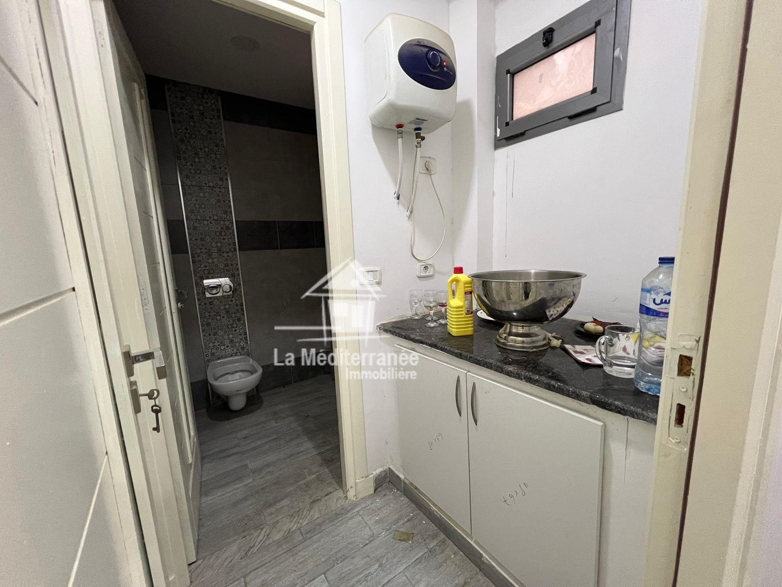    Des bureaux h2 au bardo à Tunis - Photo 2