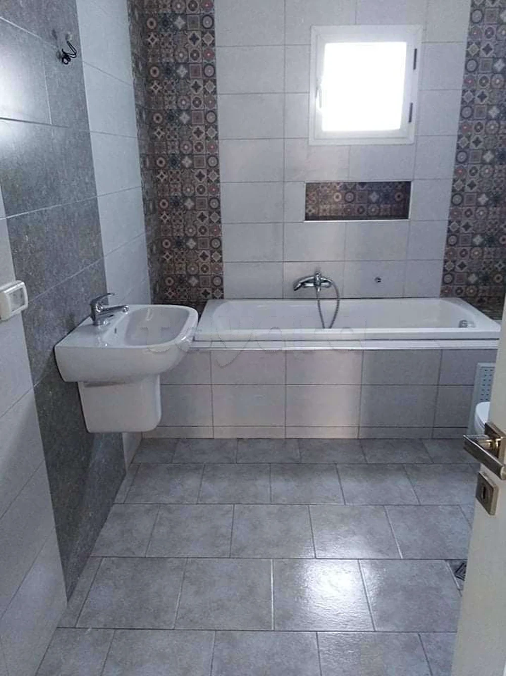    S plus 3 avec suite pare à Tunis - Photo 1