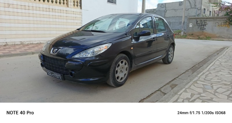 Peugeot 307 Essence 2006 à Manouba - Photo 2