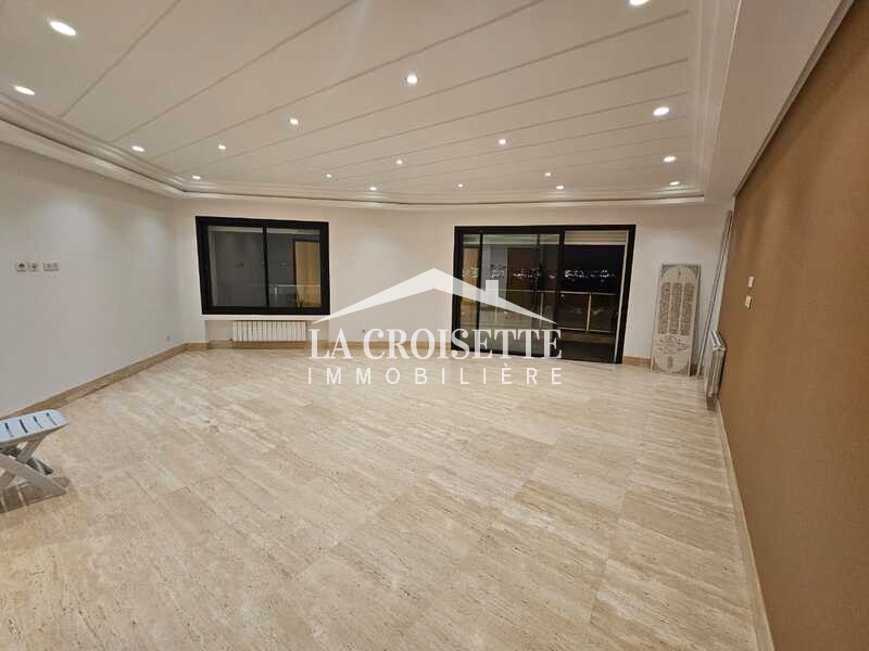  un terrain à vendre 50 000 m² 