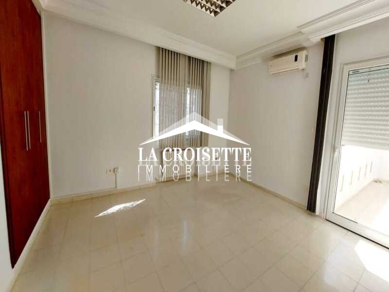    Villa s6 avec piscine au à Tunis - Photo 1