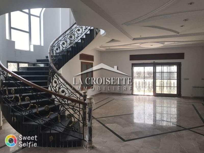    Villa s7 avec piscine à à Tunis - Photo 2