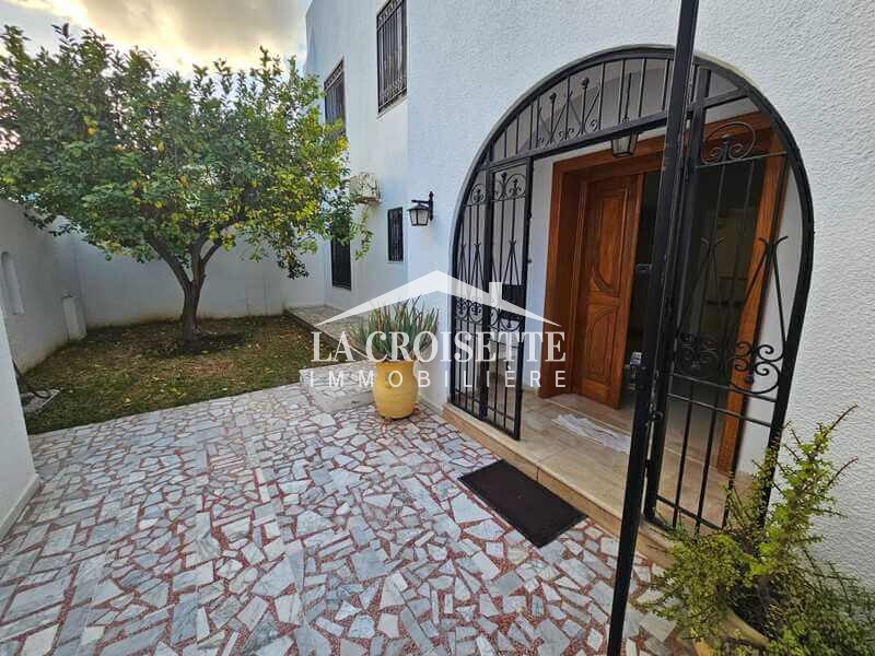    Villa s4 avec jardin à l à Tunis - Photo 1