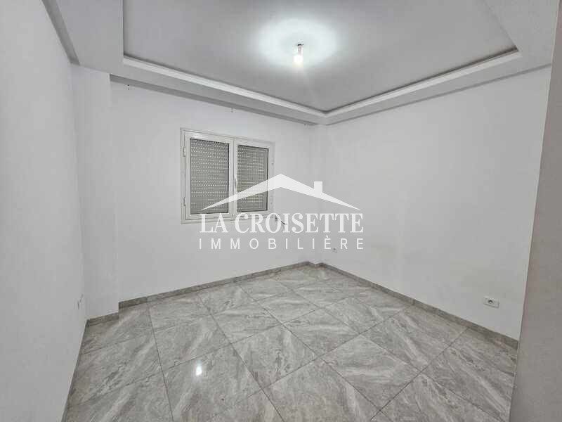    Un appartement s2 vide z à Tunis - Photo 1