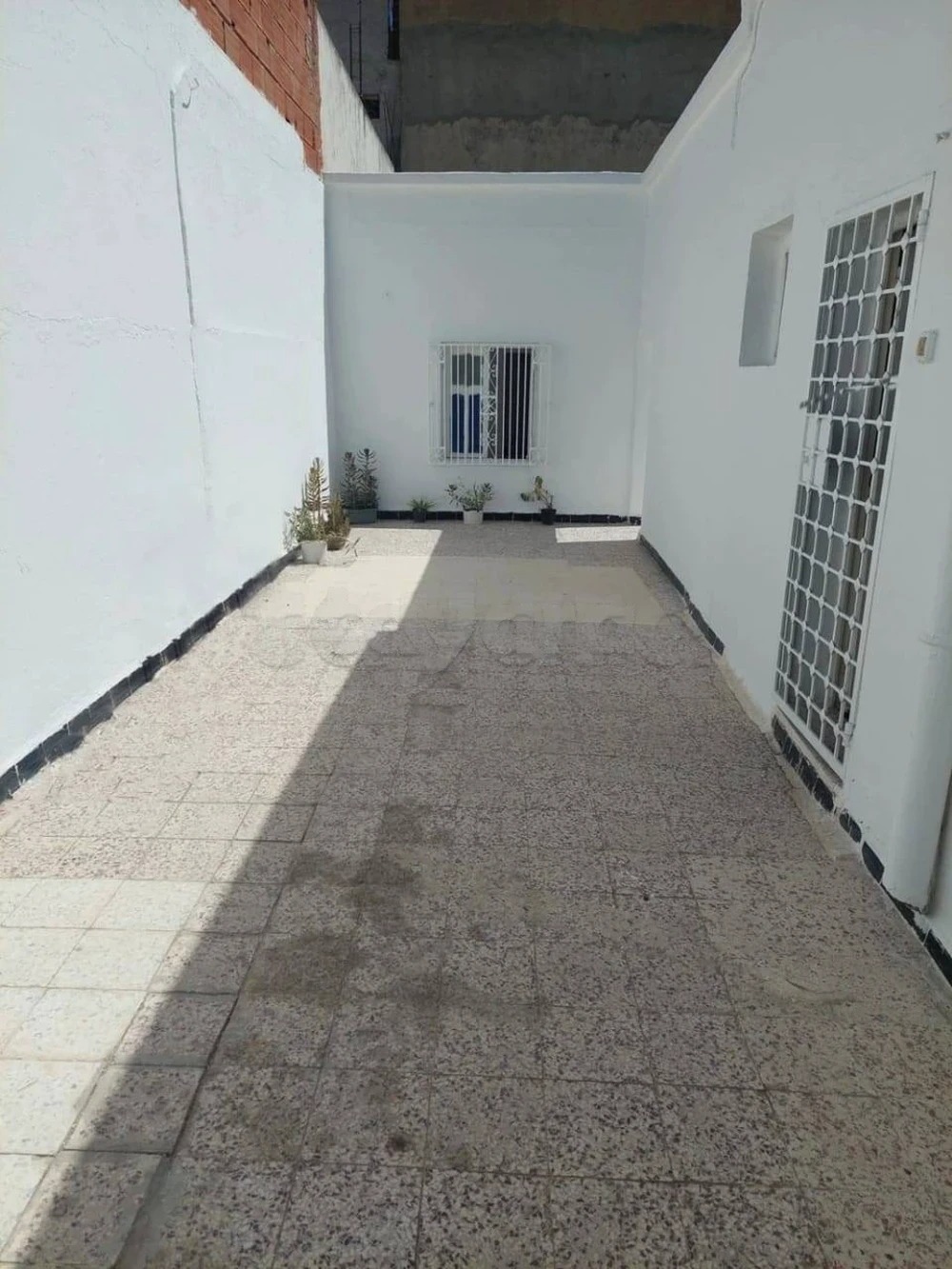    Maison à zahrouni à Tunis - Photo 4