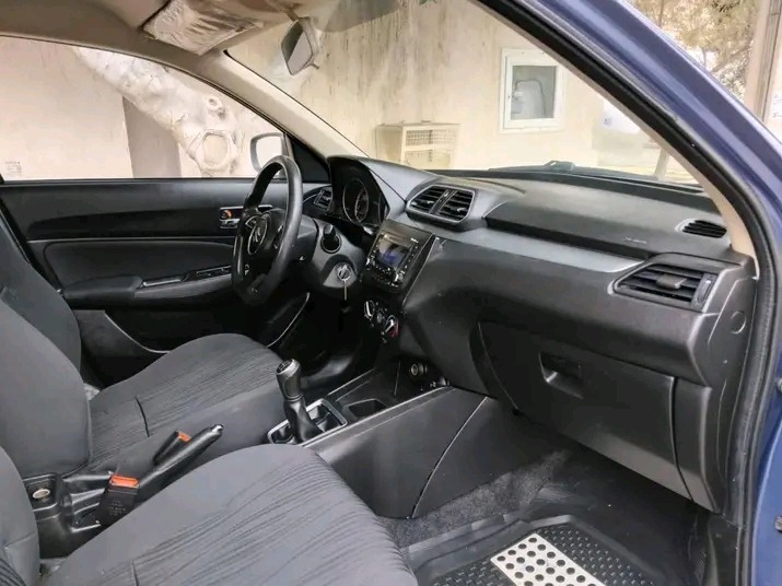 SUZUKI DZIRE PREMIÈRE MAIN EN EXCELLENT ÉTAT à Bizerte - Photo 8
