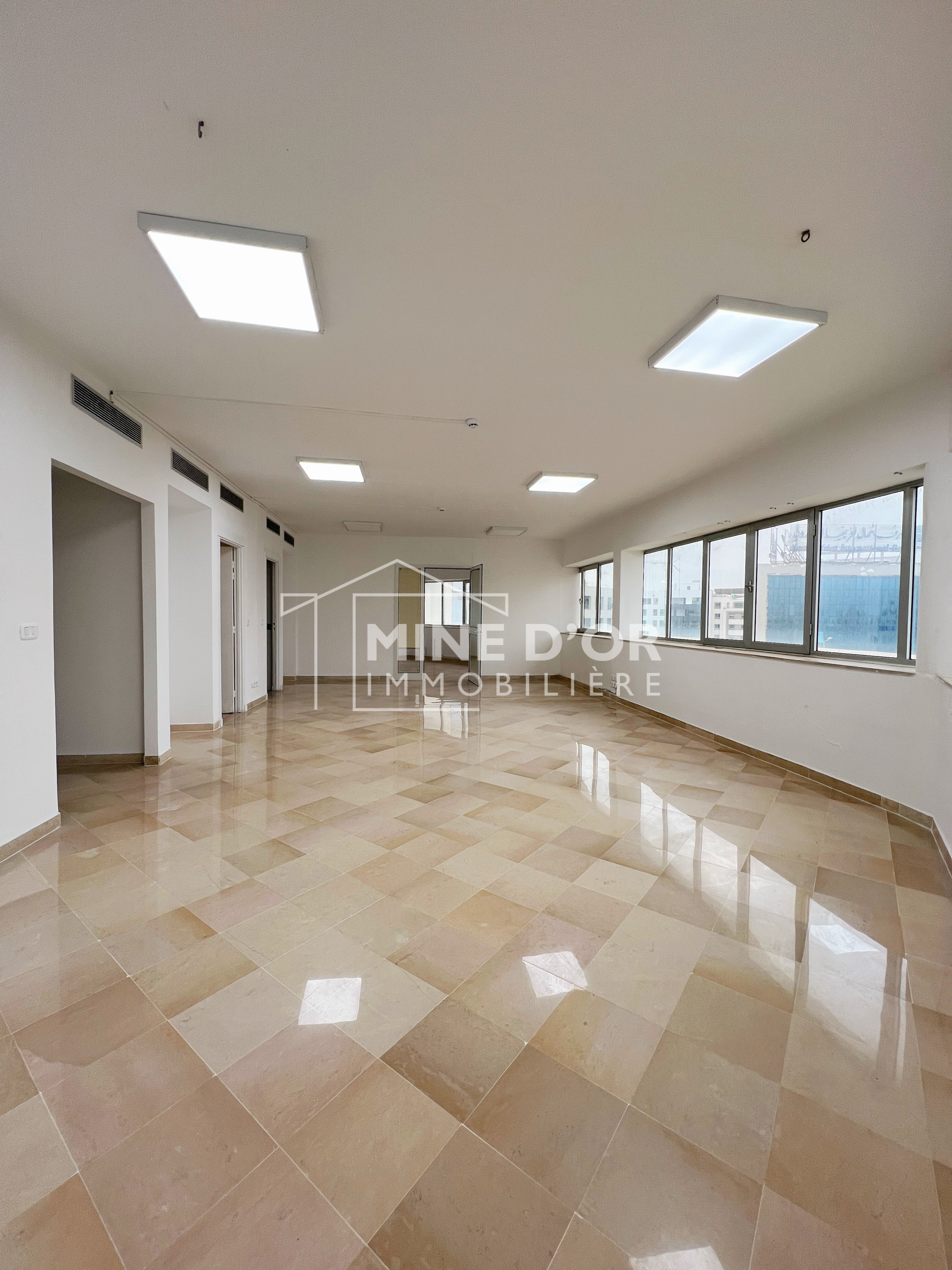  Appartement S+2 meublé à La Marsa MAL1585 