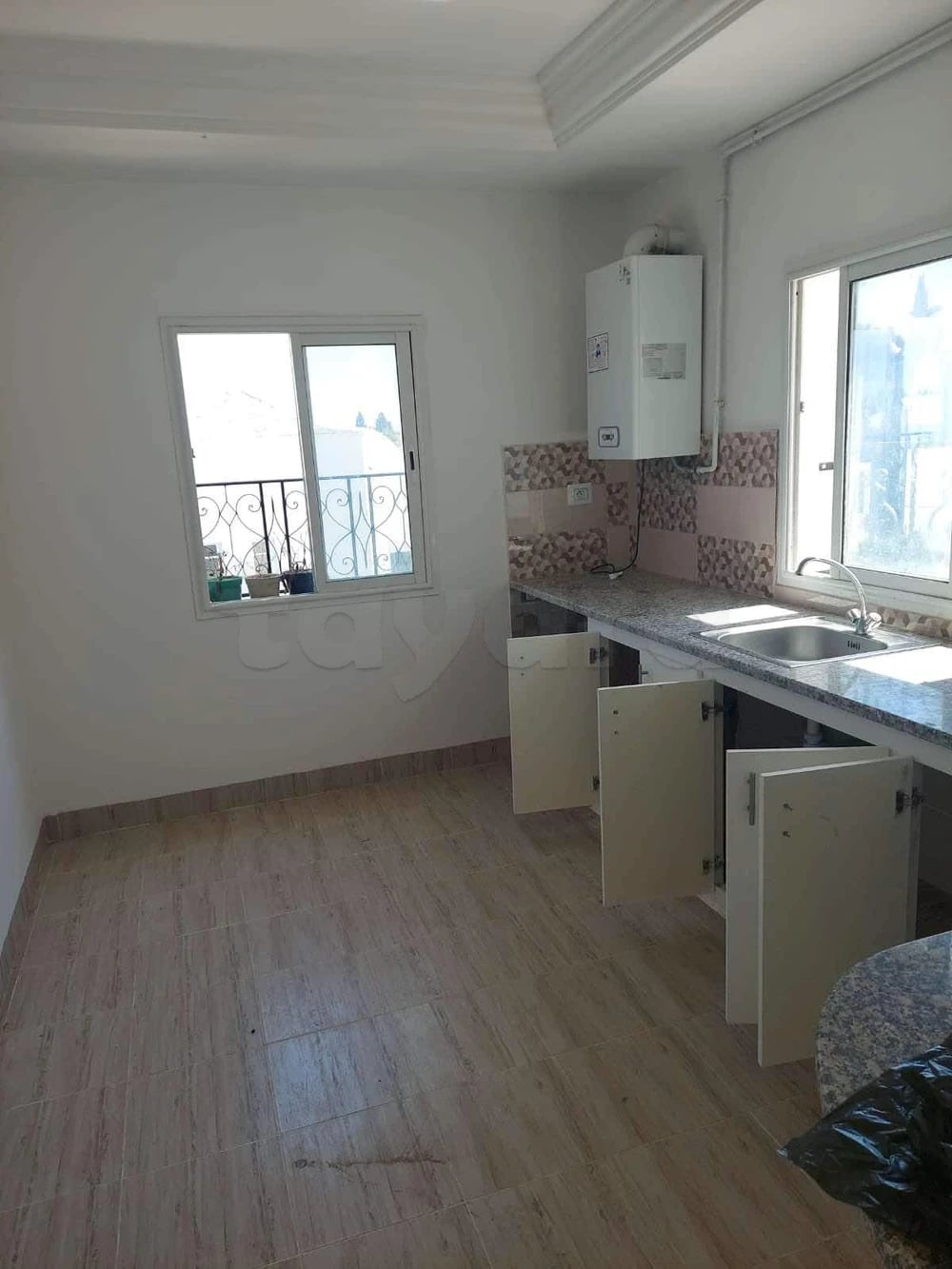    Appartement usage bureau à Tunis - Photo 1