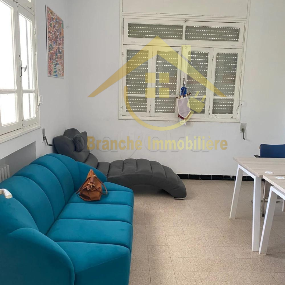    Rdc d'une villa à el men à Tunis - Photo 1